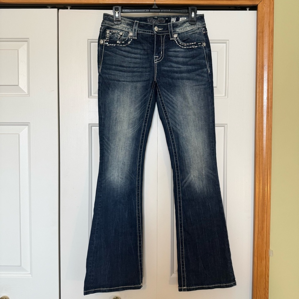 Miss Me Low Rise Boot Jeans‎